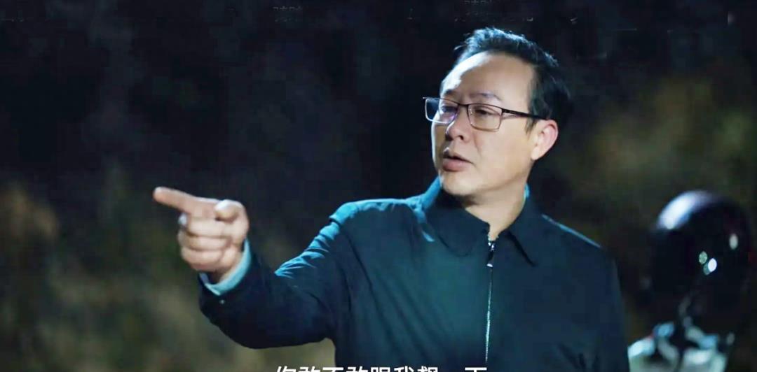 有沒有什么關于黑色的游戲名_游戲五黑名字_名字有黑暗的游戲